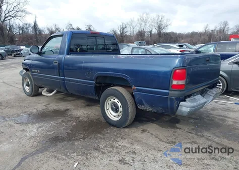 2000 Dodge Ram 1500 St/Ws z USA, uszkodzony, nr VIN 1B7HC16X4YS566246